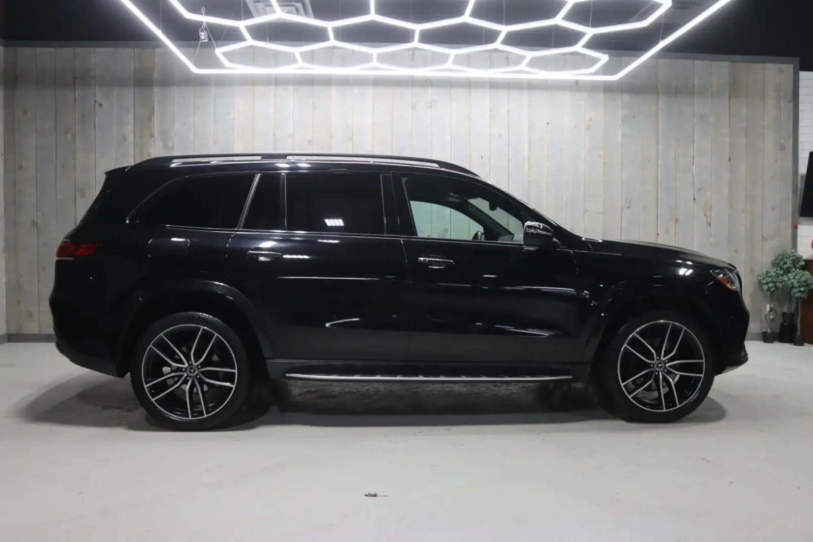 Mercedes-Benz GLS, снимка 2 - Автомобили и джипове - 54838006