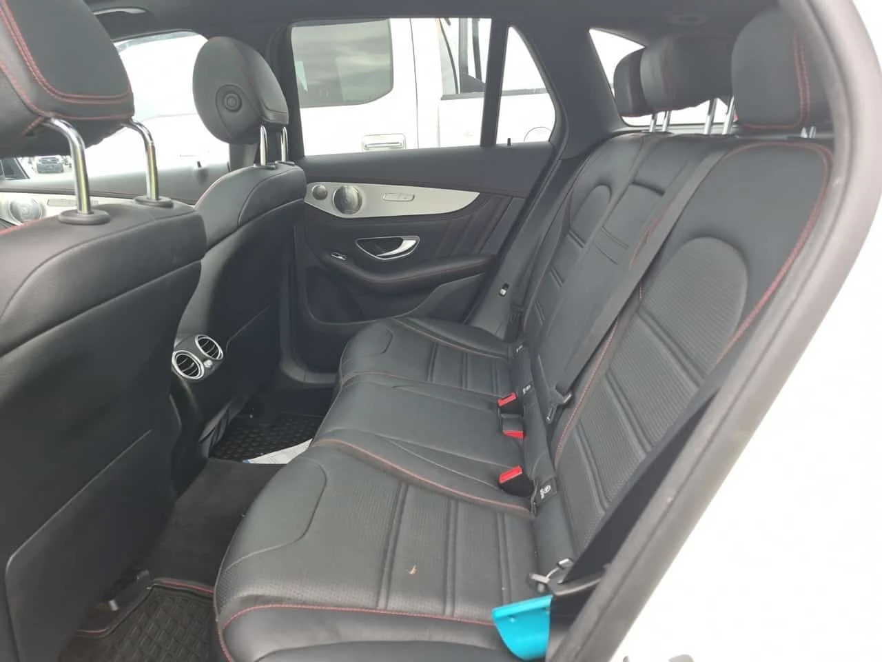 Mercedes-Benz GLC * AMG 43 * CARFAX * ФИНАНСИРАНЕ * , снимка 7 - Автомобили и джипове - 56335128