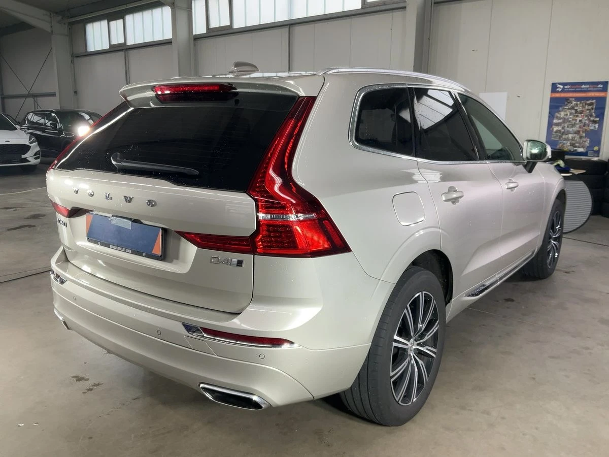 Volvo XC60 Inscription AWD, снимка 3 - Автомобили и джипове - 56452554