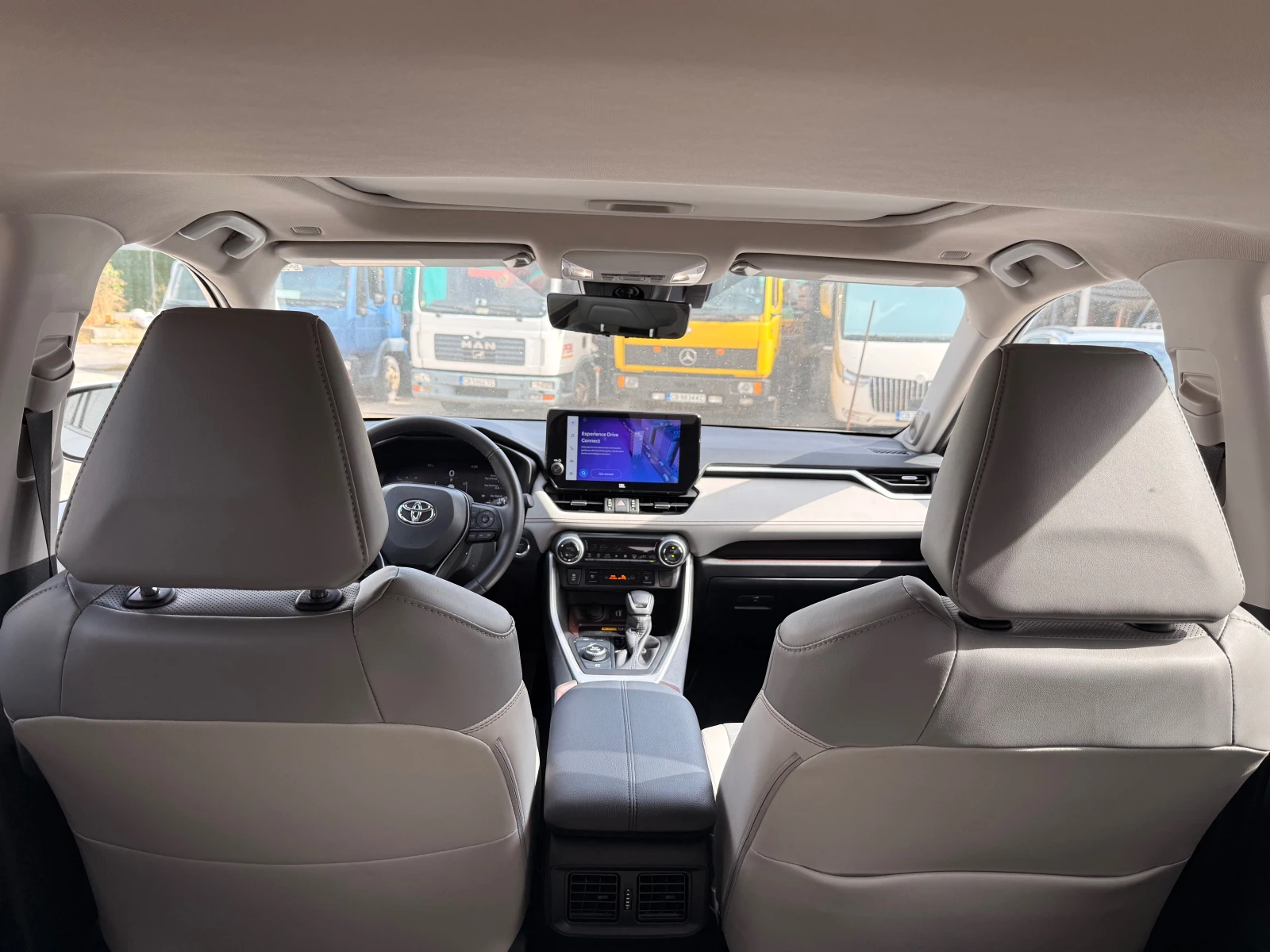 Toyota Rav4, снимка 12 - Автомобили и джипове - 56462952