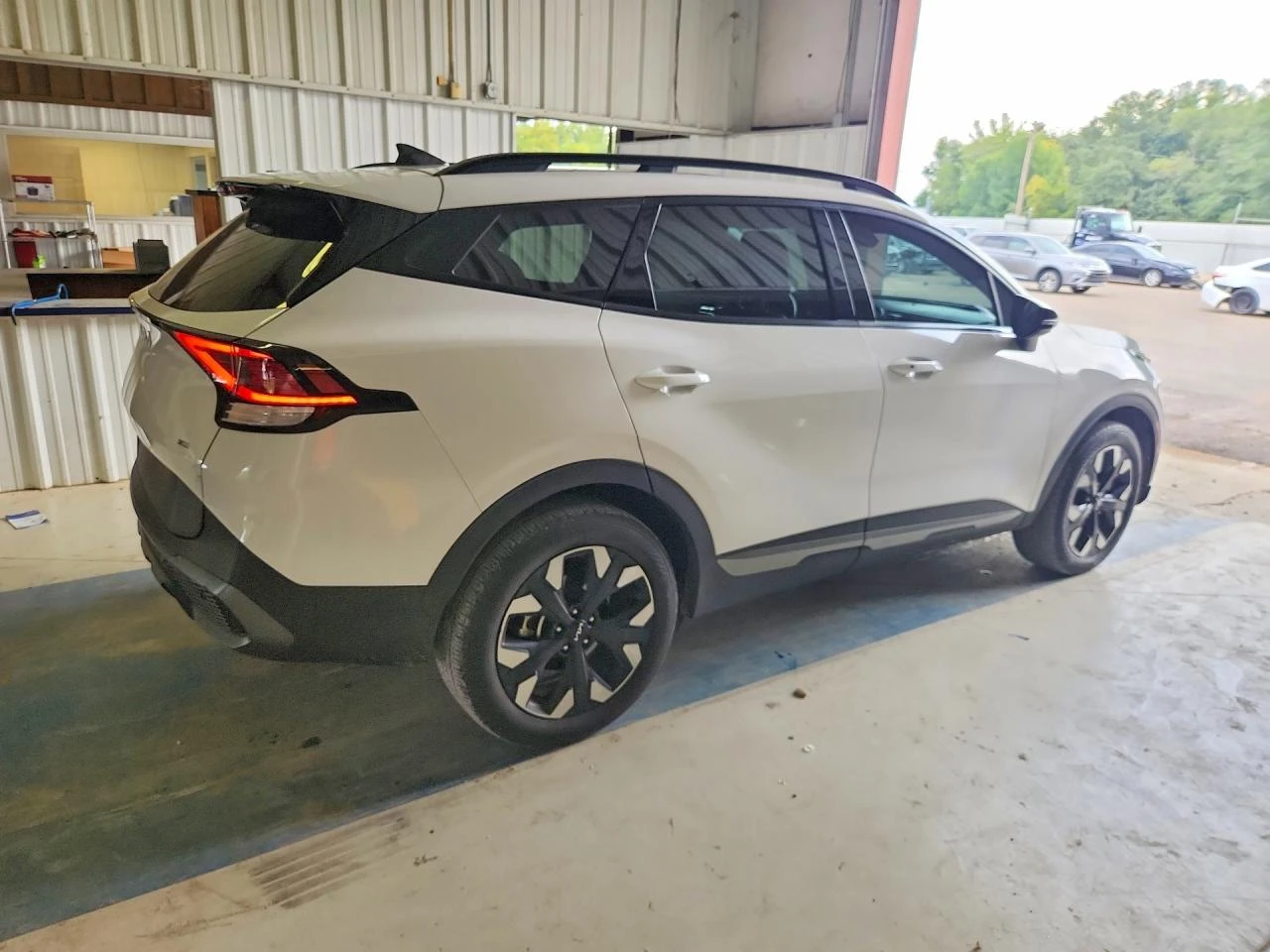 Kia Sportage 2.5l X Line, снимка 3 - Автомобили и джипове - 56707498