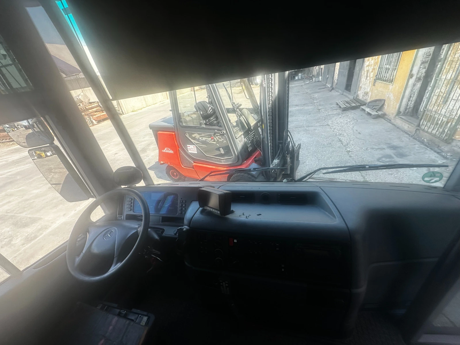Mercedes-Benz 2632 2633 ECONIC, снимка 9 - Камиони - 54410524