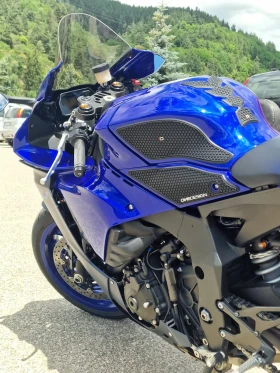 Yamaha YZF-R1 | Mobile.bg    13