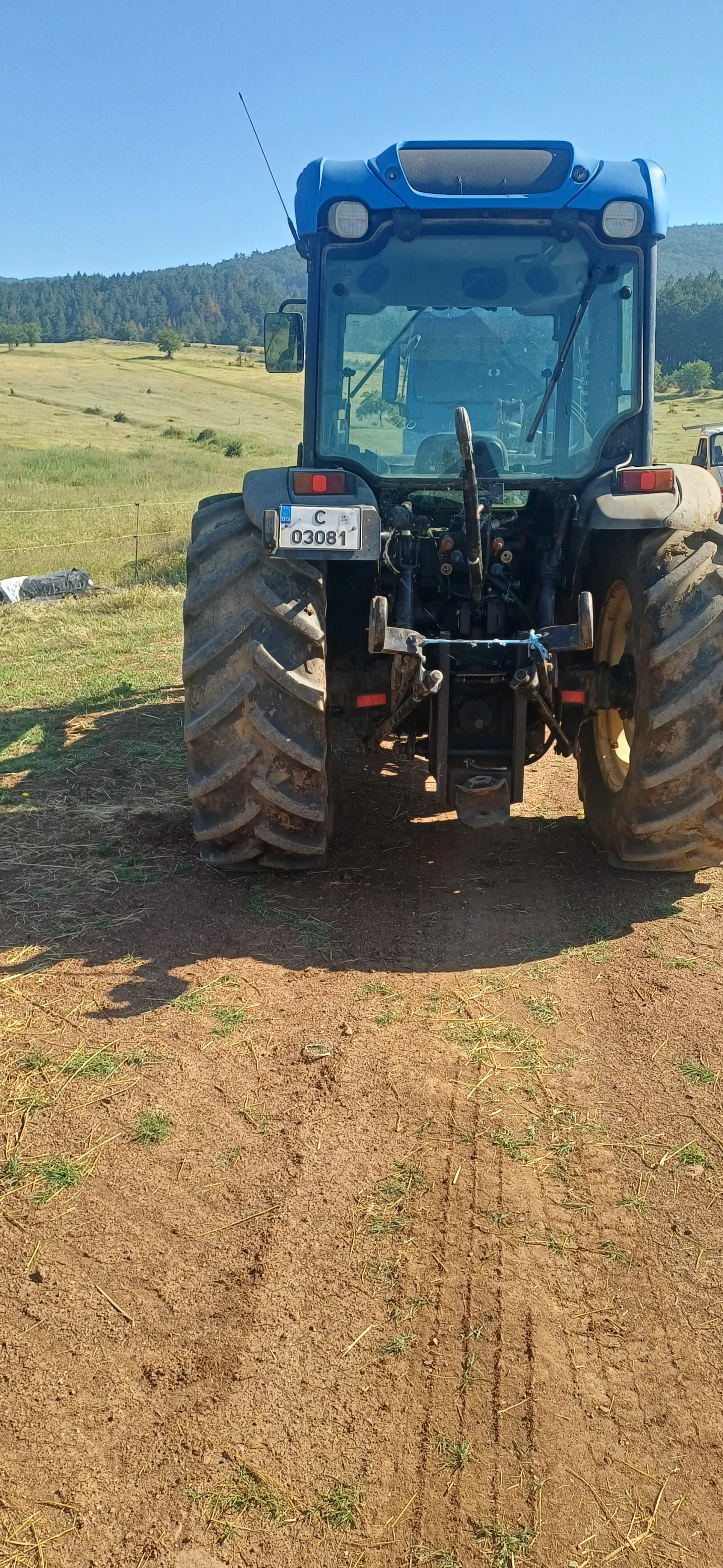Трактор New Holland TN85FA, снимка 6 - Селскостопанска техника - 55058556