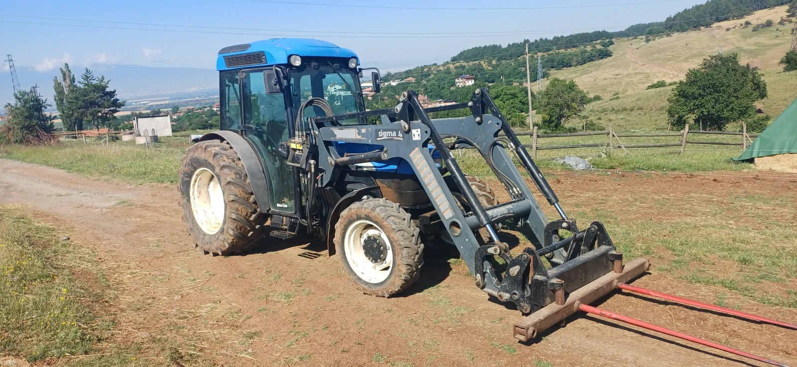 Трактор New Holland TN85FA, снимка 4 - Селскостопанска техника - 55058556