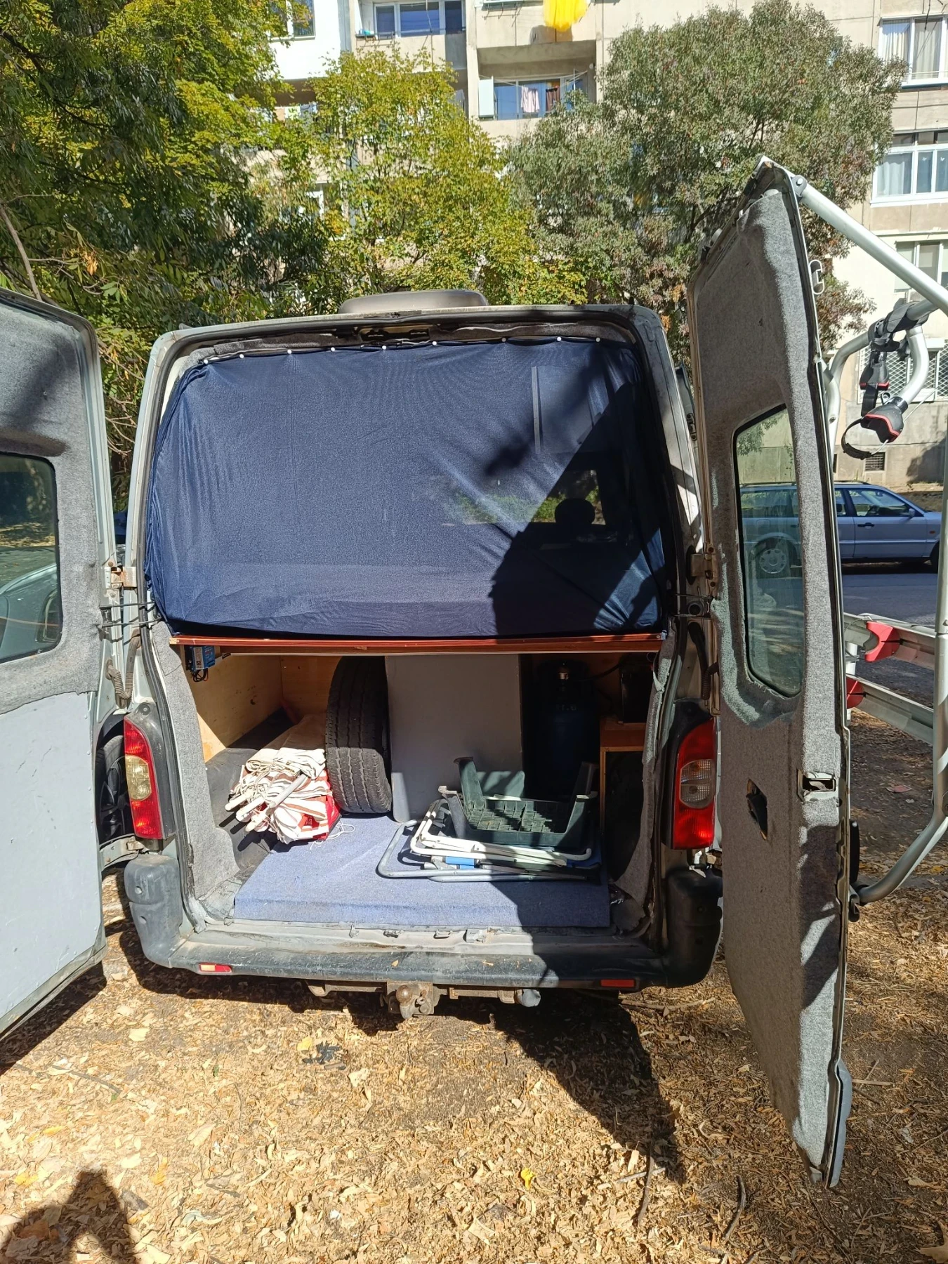 Кемпер Renault Master , снимка 9 - Каравани и кемпери - 56703252
