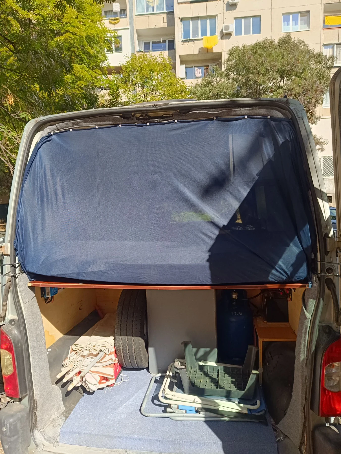 Кемпер Renault Master , снимка 11 - Каравани и кемпери - 56703252