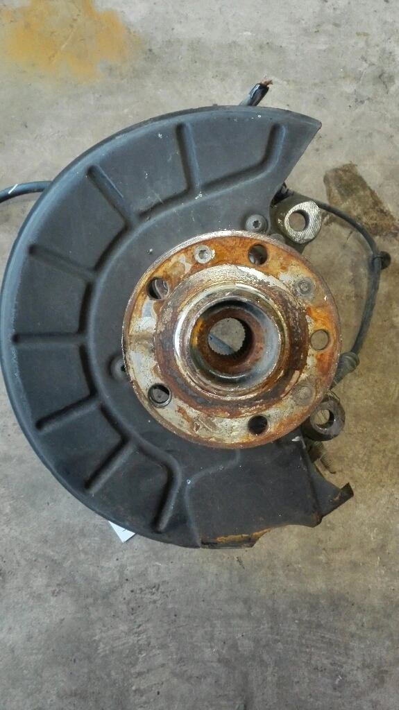 Шенкел преден десен Фолксваген Голф 5 GTI