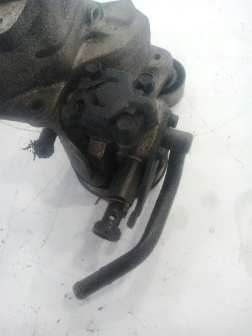 хидравлична помпа субару аутбек