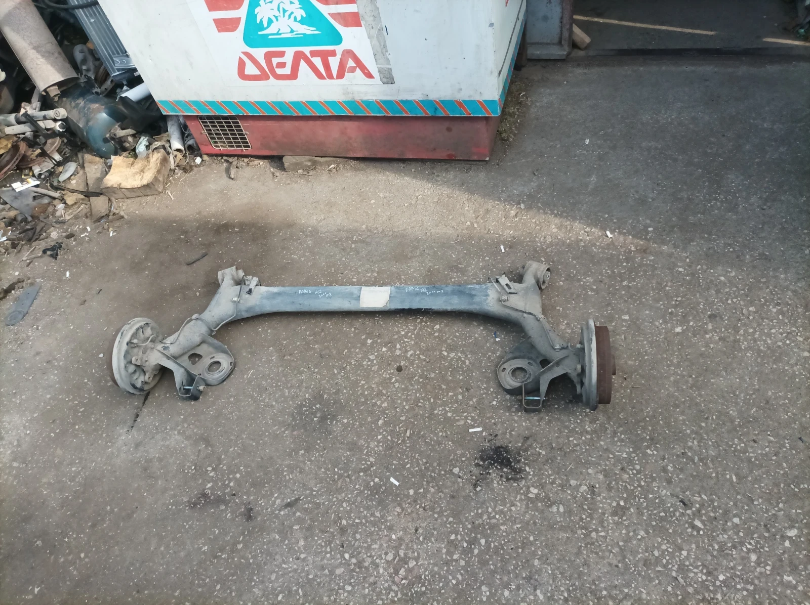      . 2000 . | Mobile.bg   7