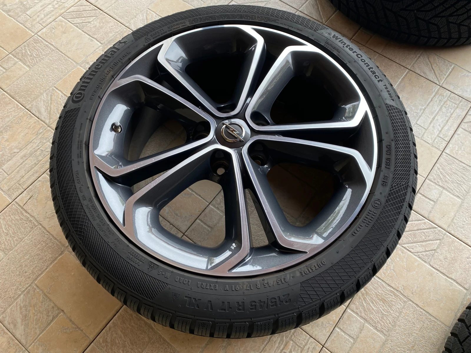    215/45R17  Opel Corsa | Mobile.bg   4