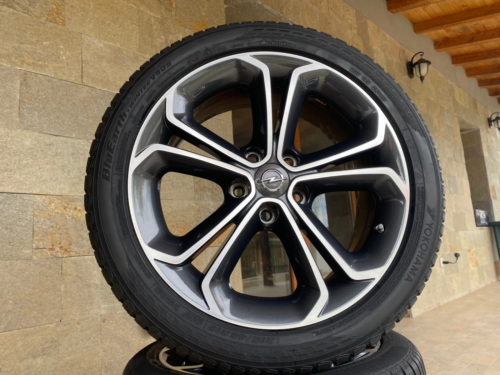    215/45R17  Opel Corsa | Mobile.bg   2