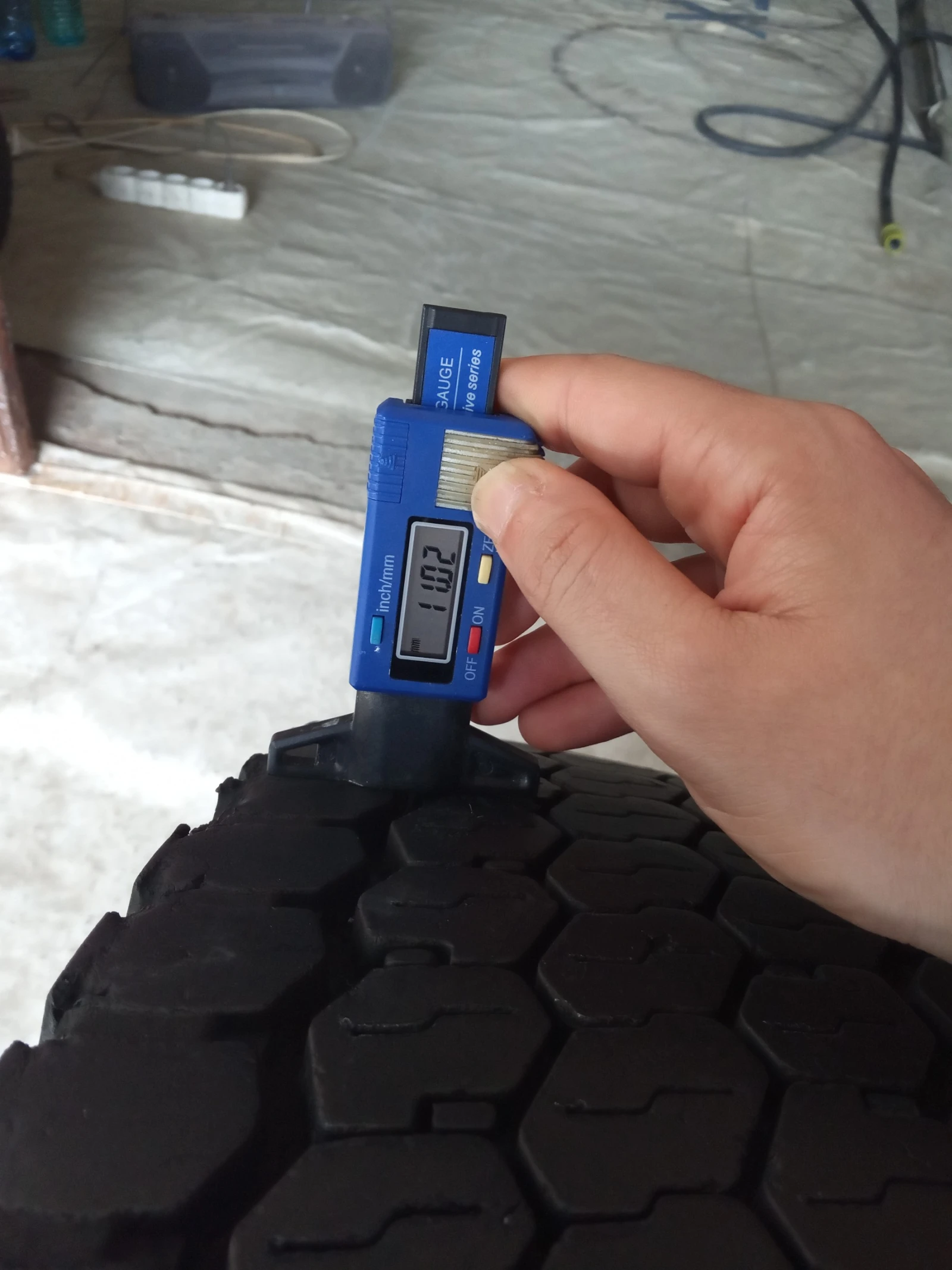 ���� 205/75R17.5 | Mobile.bg � ����������� 5