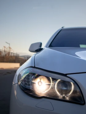 BMW 530 Xdrive ; М Пакет; подгрев; отдухване; теглич ;, снимка 3