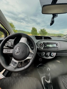 Toyota Yaris, снимка 2