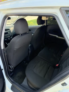 Kia Ceed, снимка 11