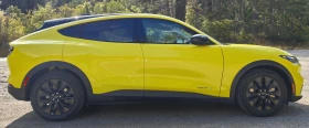 Ford Mustang Mach-E Select AWD, снимка 5