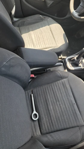 Seat Leon 2.0tdi - 1999 € / 3909.70 лв. - 32886827 9