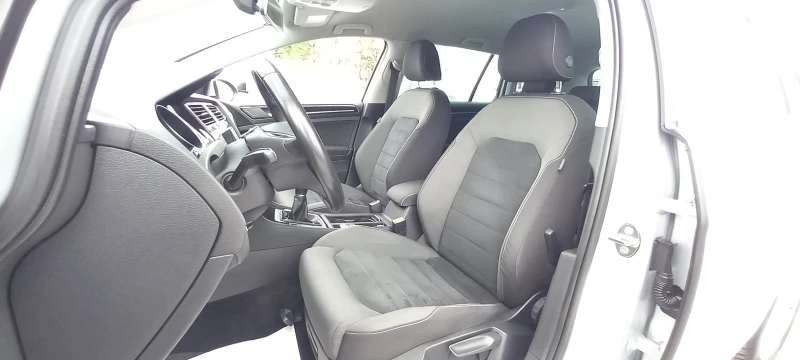 VW Golf ГАЗ ИЗКЛЮЧИТЕЛН СЕРВИ КНИЖК ОБСЛУЖ УНИКТ HiGH LiNE, снимка 8 - Автомобили и джипове - 15299629