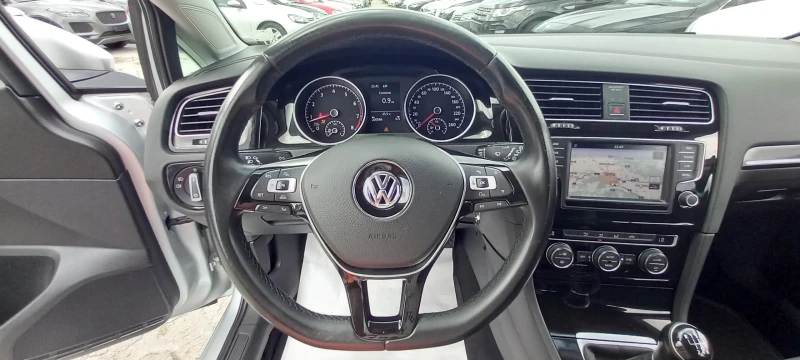 VW Golf ГАЗ ИЗКЛЮЧИТЕЛН СЕРВИ КНИЖК ОБСЛУЖ УНИКТ HiGH LiNE, снимка 10 - Автомобили и джипове - 15299629