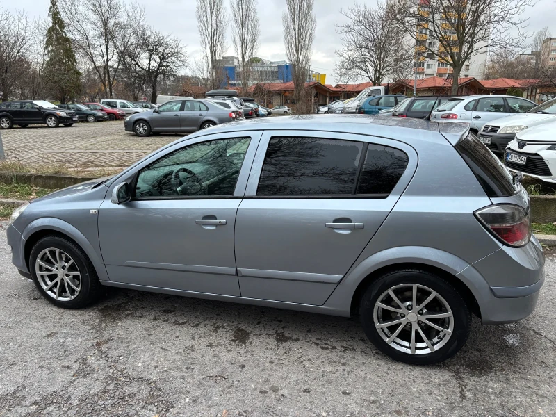 Opel Astra 1.6, снимка 3 - Автомобили и джипове - 48337594