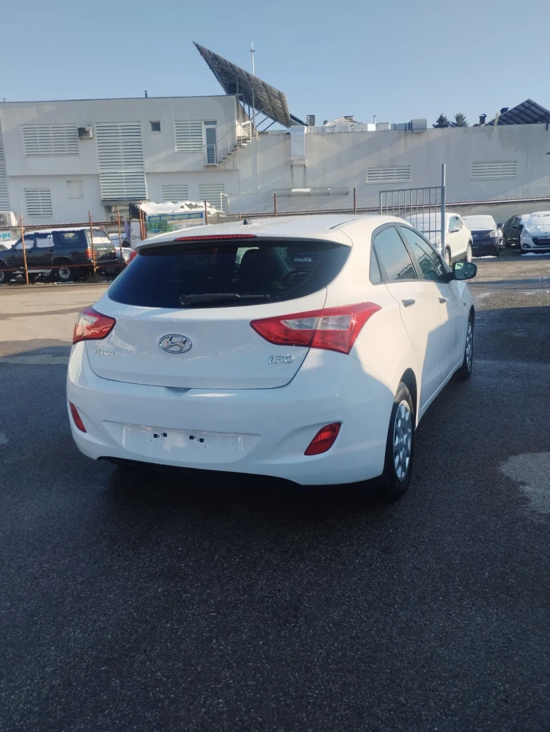 Hyundai I30 1.4 benzin , снимка 6 - Автомобили и джипове - 48488860