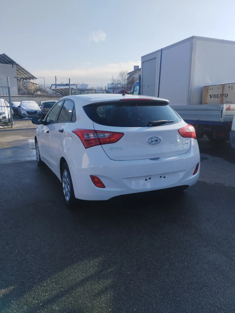 Hyundai I30 1.4 benzin , снимка 4 - Автомобили и джипове - 48488860