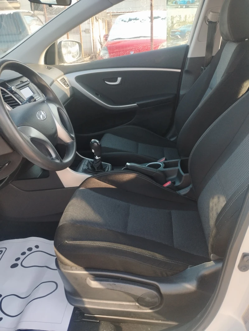 Hyundai I30 1.4 benzin , снимка 8 - Автомобили и джипове - 48488860