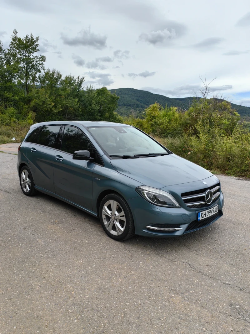 Mercedes-Benz B 200, снимка 1 - Автомобили и джипове - 49549298