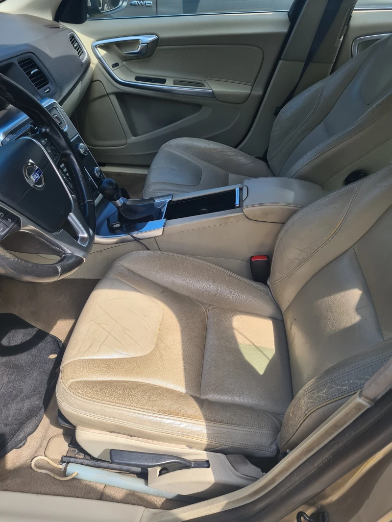Volvo S60, снимка 3 - Автомобили и джипове - 52568120