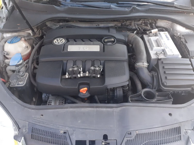 VW Jetta, снимка 5 - Автомобили и джипове - 51757740