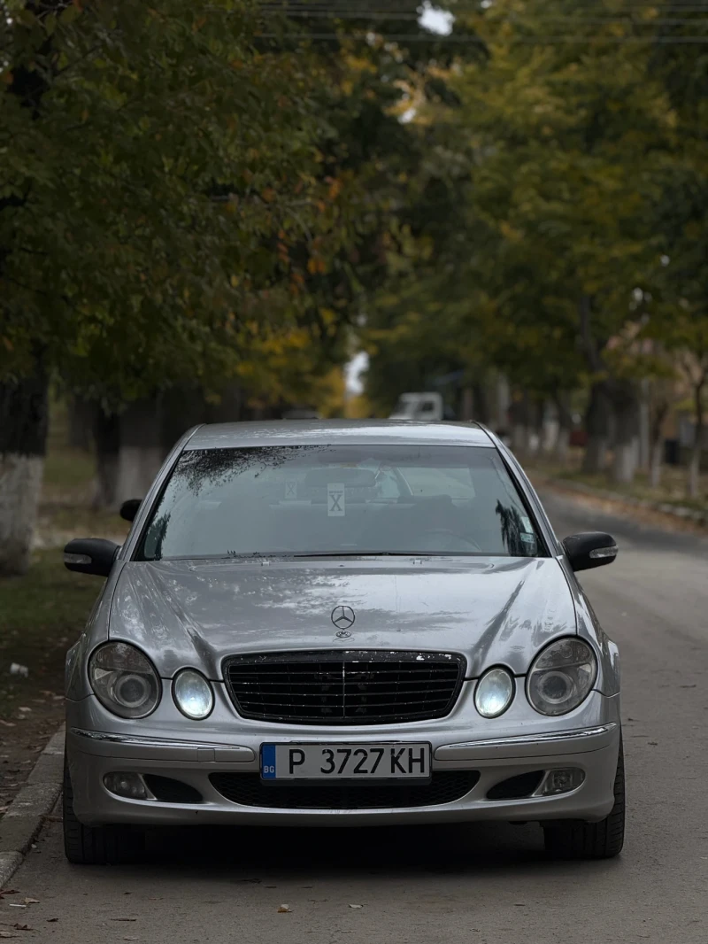 Mercedes-Benz E 270, снимка 3 - Автомобили и джипове - 52447415