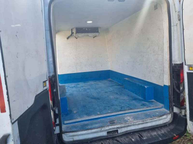 Ford Transit Custom 2.2, снимка 9 - Автомобили и джипове - 52458510