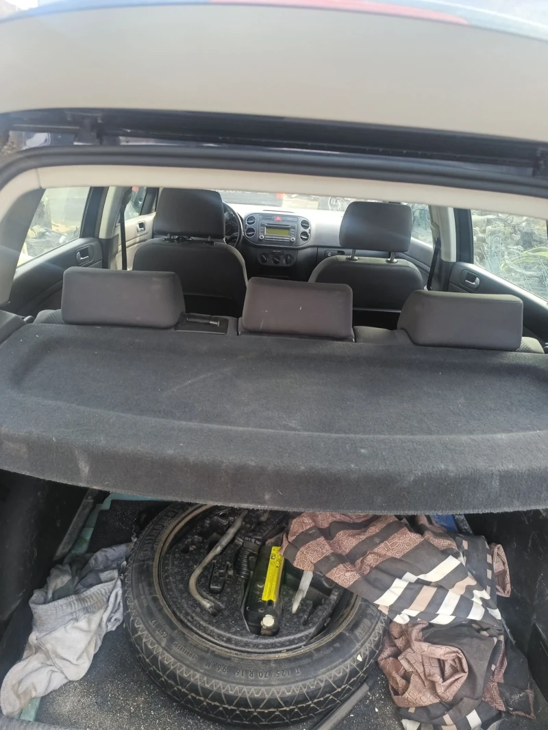 VW Golf Plus 1.6 i, снимка 4 - Автомобили и джипове - 52972313