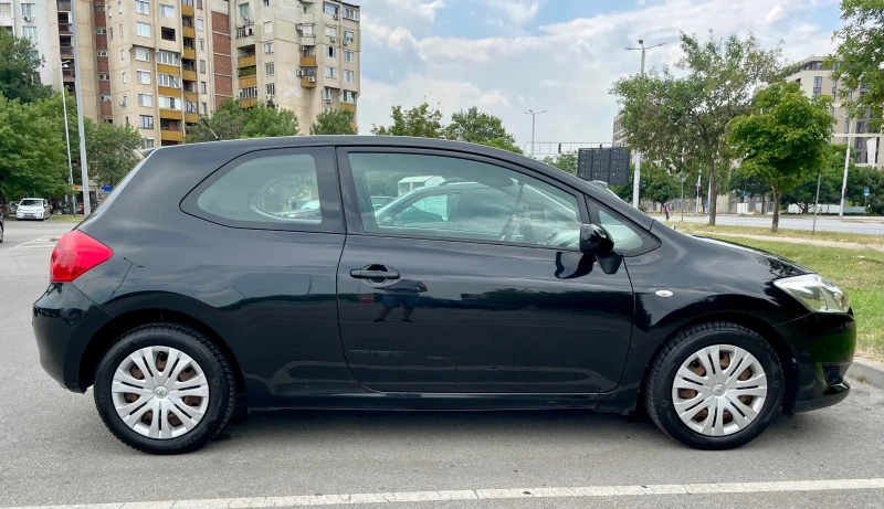 Toyota Auris Газ. инжекцион , снимка 8 - Автомобили и джипове - 53522643
