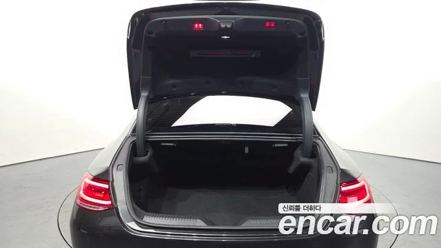 Mercedes-Benz CLS 400 d* 4MATIC* ПОДГРЕВ* ОБДУХВАНЕ* НАВИГАЦИЯ, снимка 12 - Автомобили и джипове - 54967515