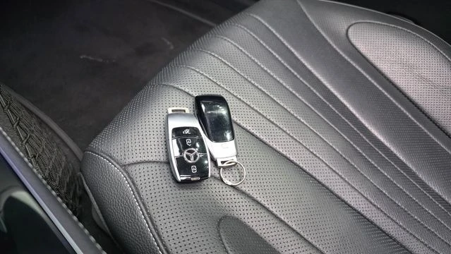 Mercedes-Benz CLS 400 d* 4MATIC* ПОДГРЕВ* ОБДУХВАНЕ* НАВИГАЦИЯ, снимка 14 - Автомобили и джипове - 54967515
