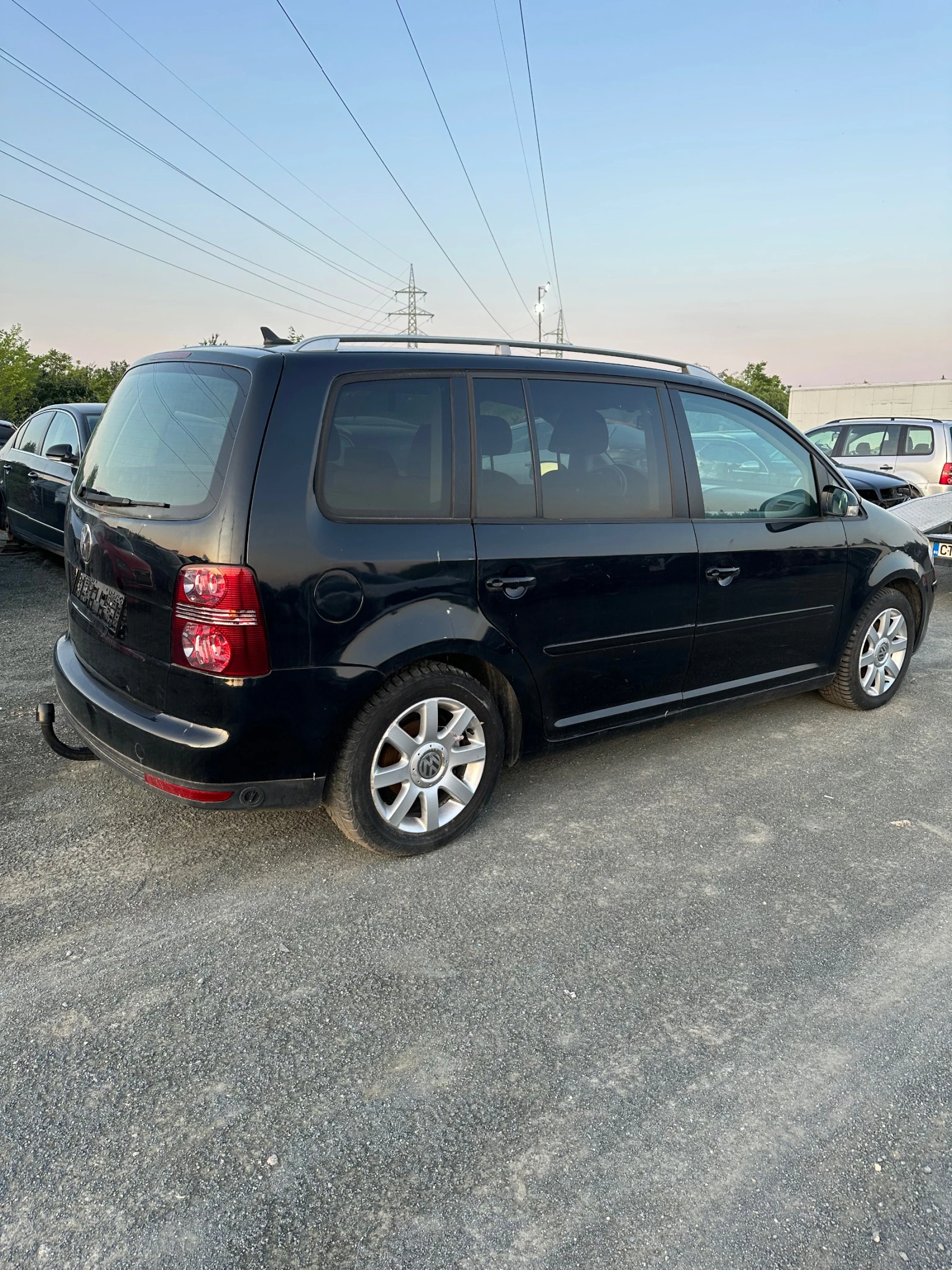 VW Touran 1.4tsi dsg - изображение 4