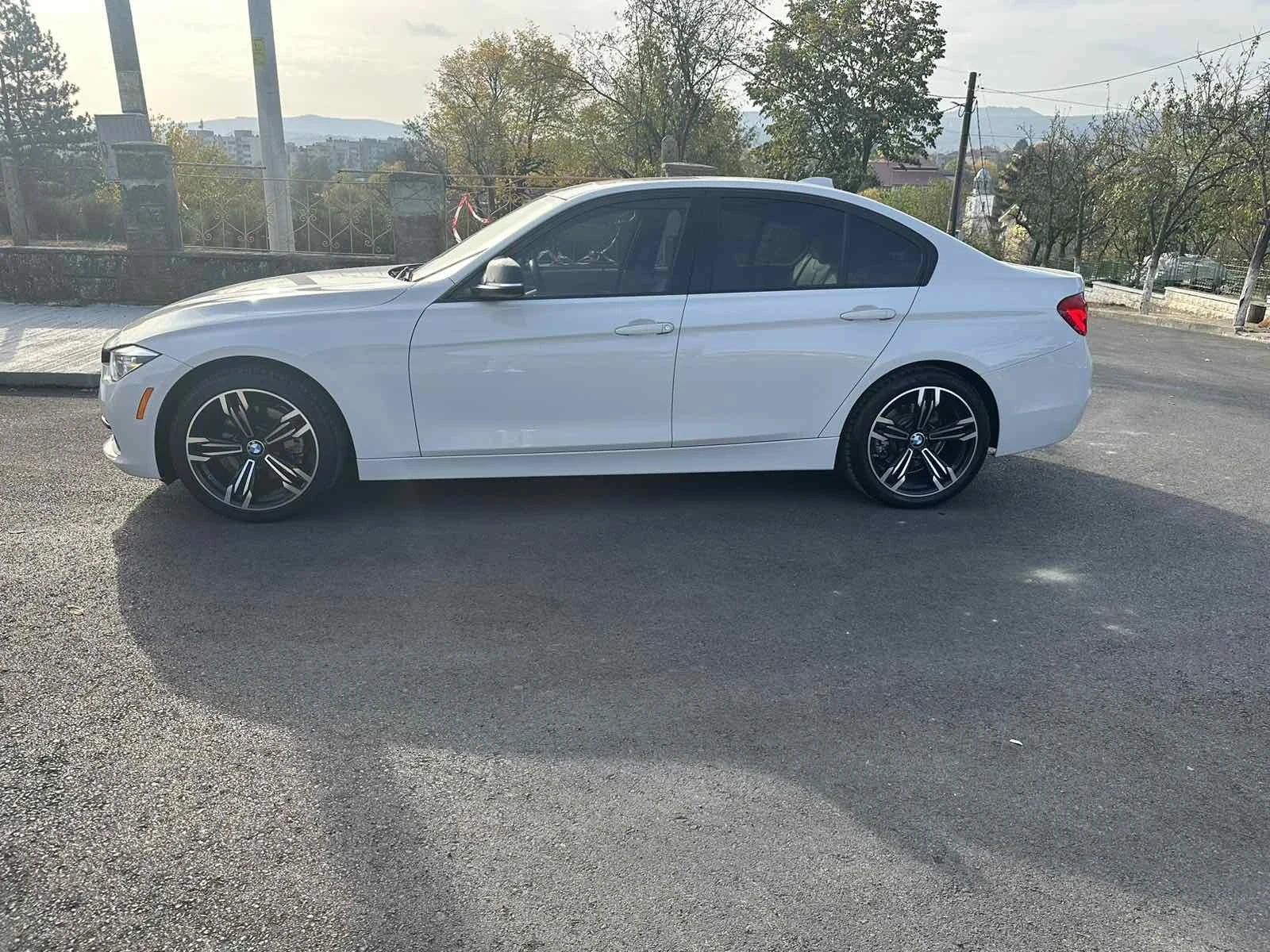 BMW 328 M Pack* F1* Recaro* KeyLessGo* Panorama* 8скорости - изображение 5