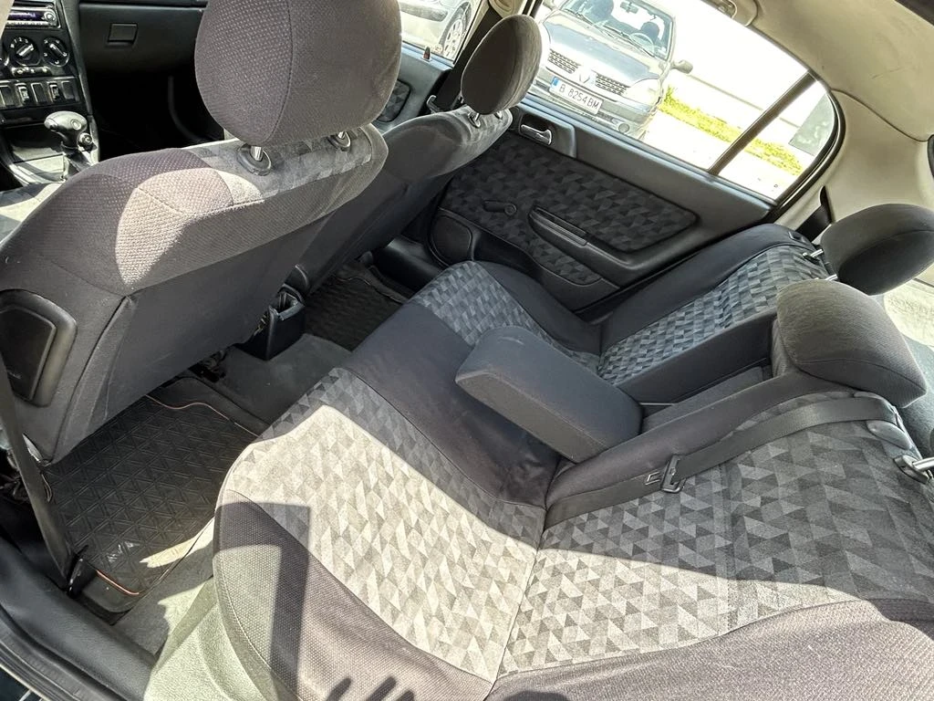 Opel Astra 1.6  - изображение 6