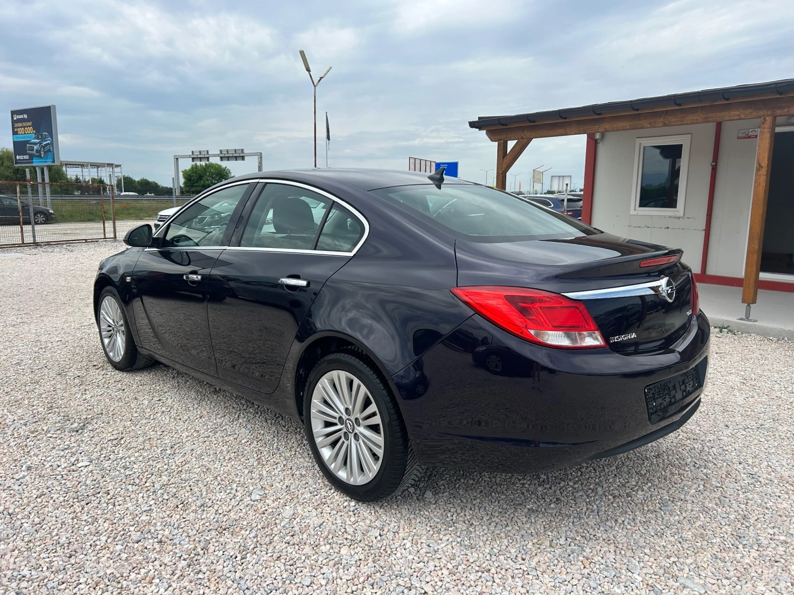 Opel Insignia 2.0d* 130k.c* КОЖА* НАВИ - изображение 3