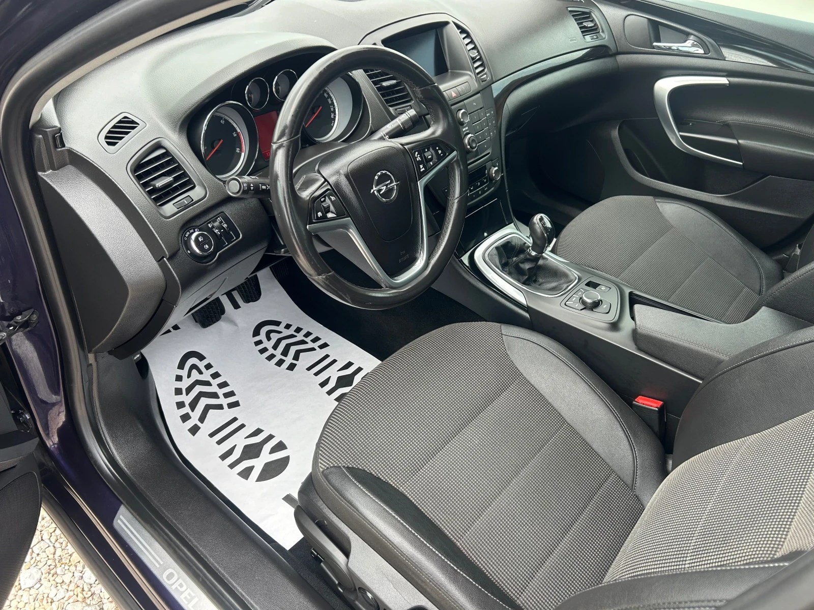 Opel Insignia 2.0d* 130k.c* КОЖА* НАВИ - изображение 6