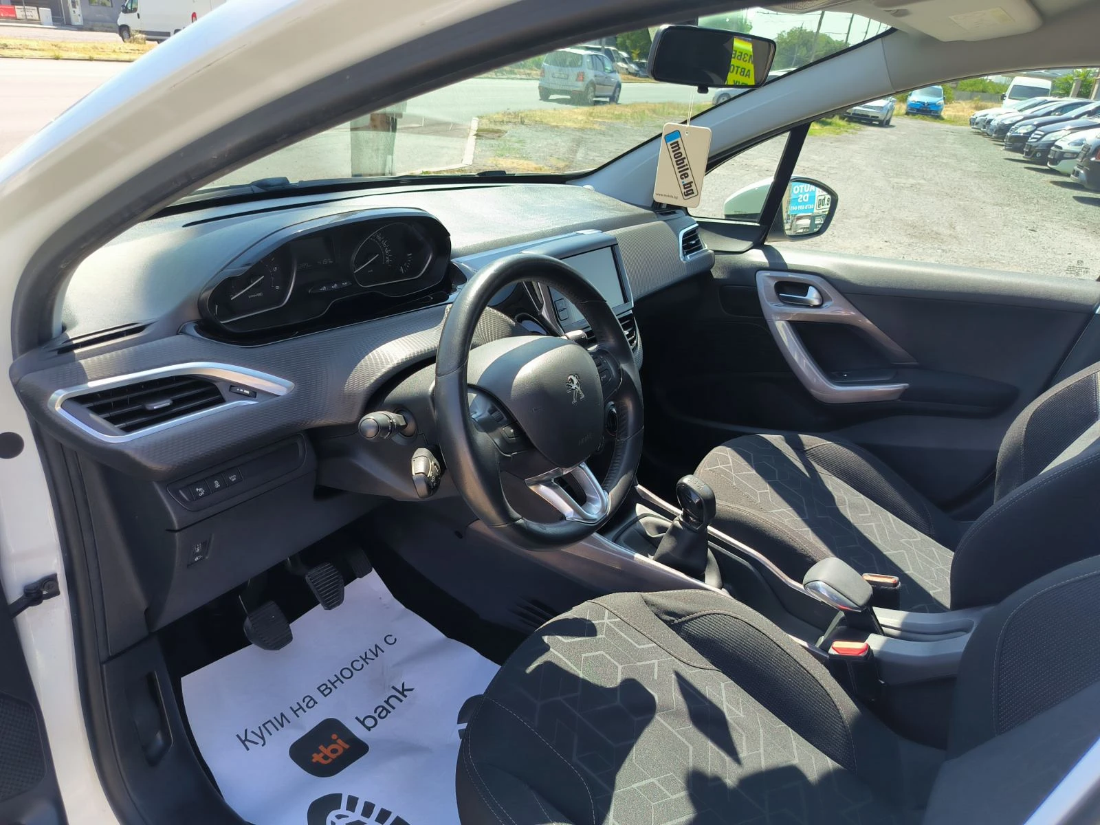 Peugeot 2008 1.6d-Navi-Euro-6B | Mobile.bg   13