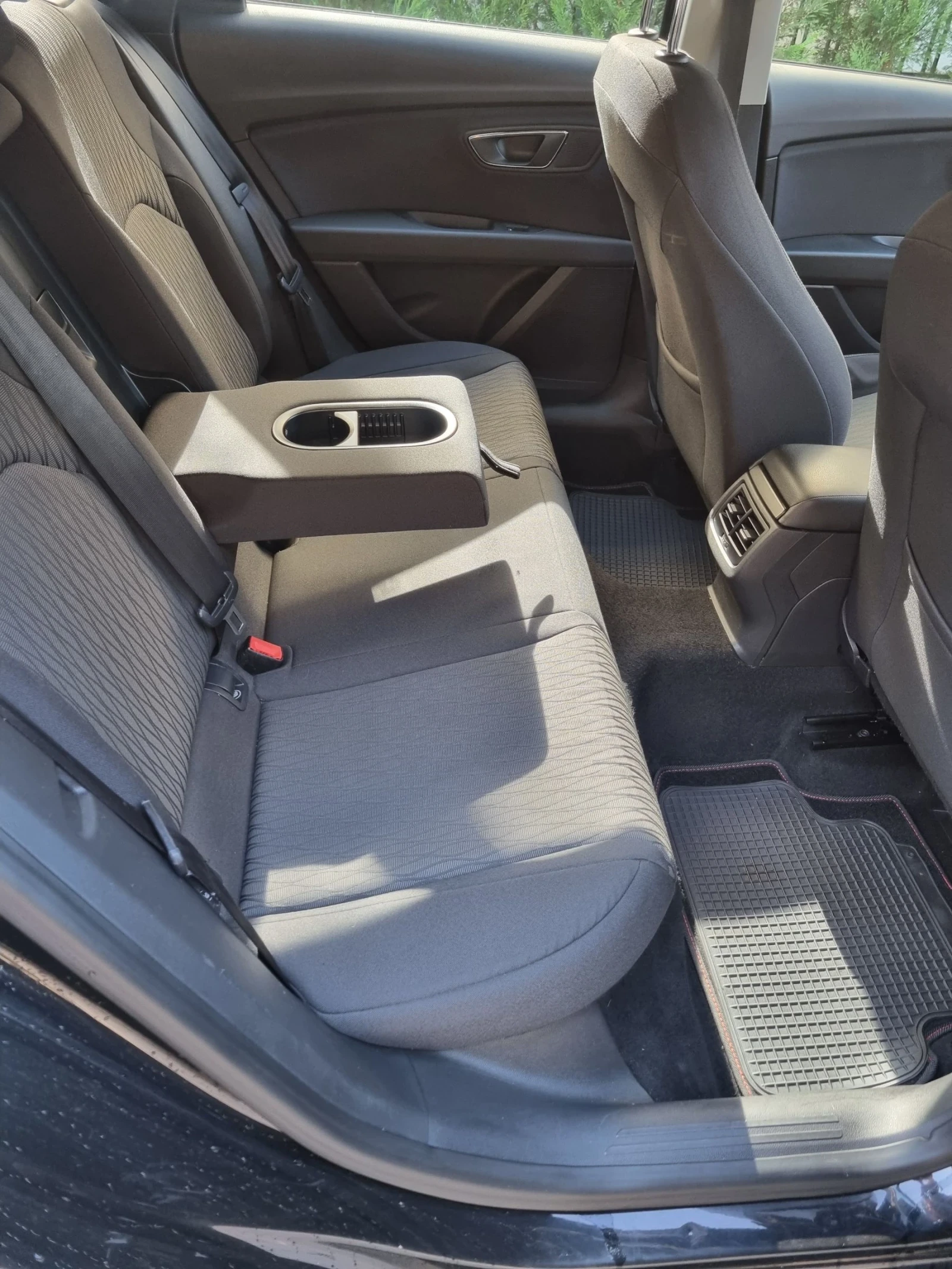 Seat Leon Benzin - изображение 6