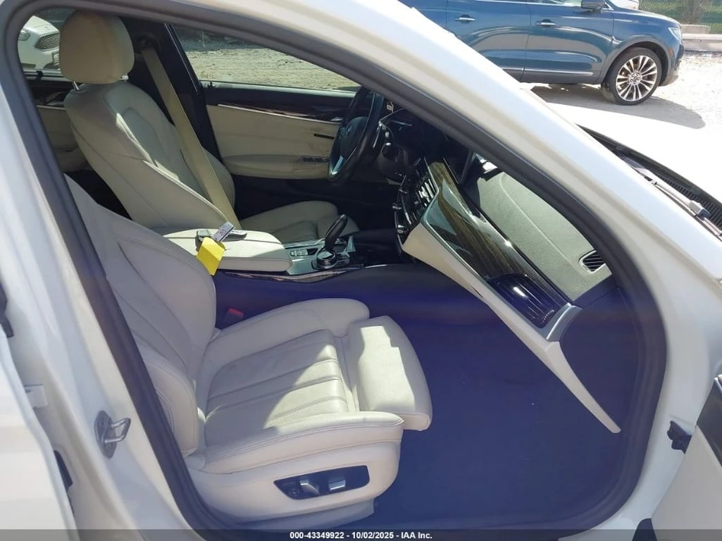 BMW 540 * XDRIVE * CARFAX * БЕЗ ПЪРВОНАЧАЛНА ВНОСКА - изображение 5