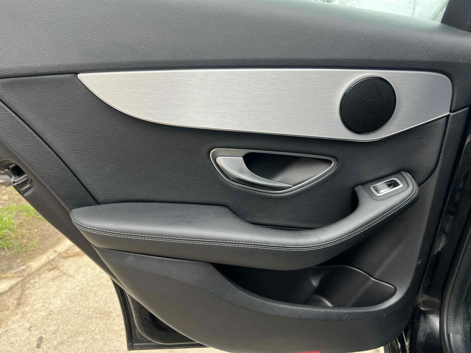 Mercedes-Benz C 220  - изображение 6