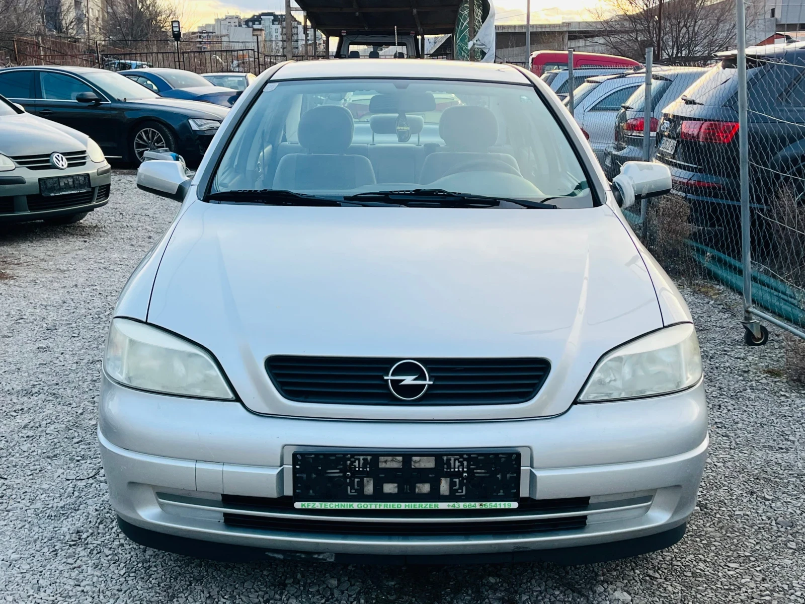 Opel Astra 1.6i/101 k.c - изображение 6