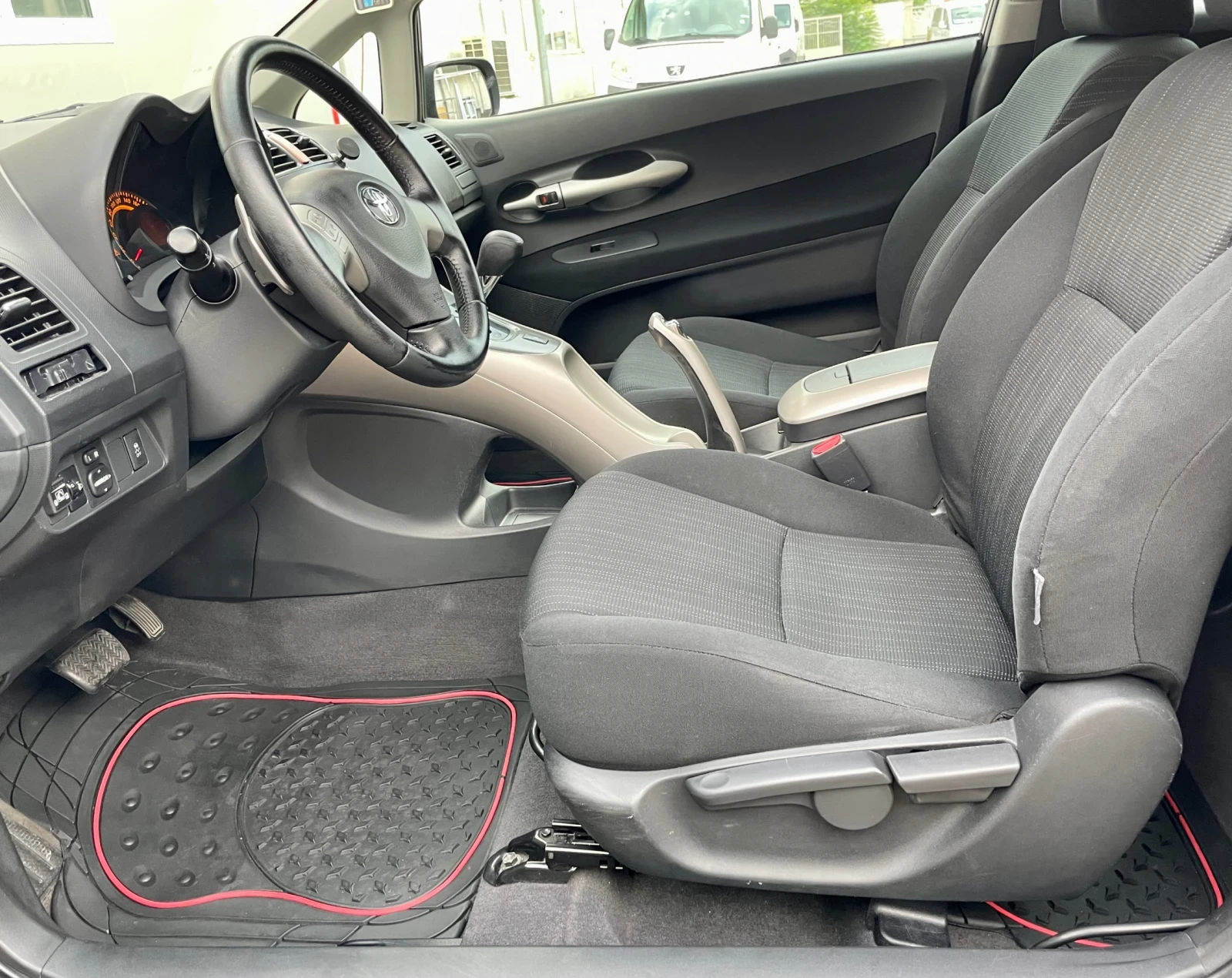 Toyota Auris ���. ���������  | Mobile.bg � ����������� 15