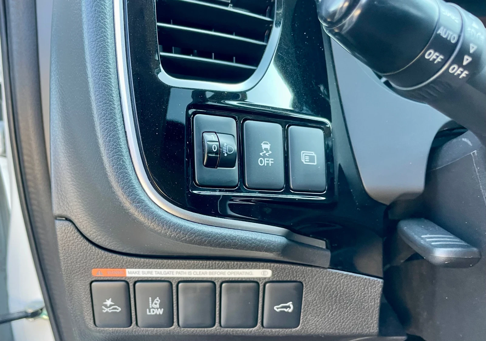 Mitsubishi Outlander GT 3.0 V6 Full, снимка 14 - Автомобили и джипове - 53522643