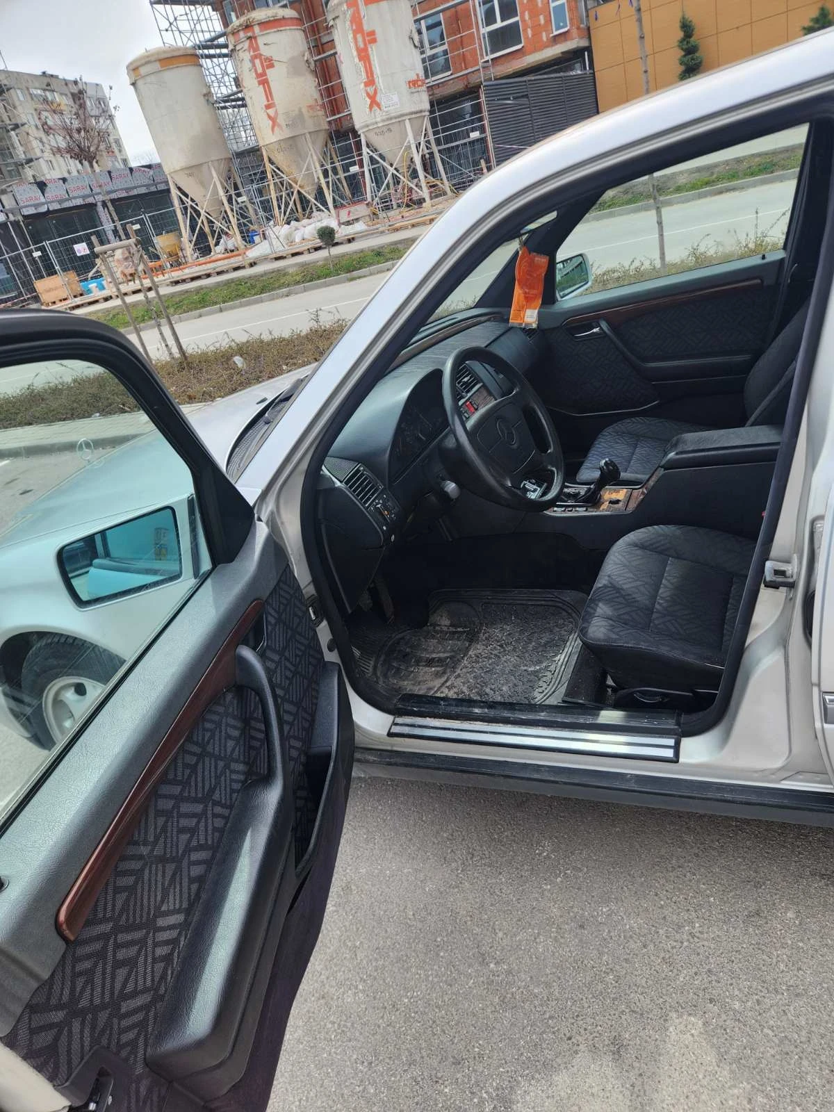 Mercedes-Benz C 250 Mercedes-Benz C250D 20V 113hp Clima, снимка 10 - Автомобили и джипове - 54026619